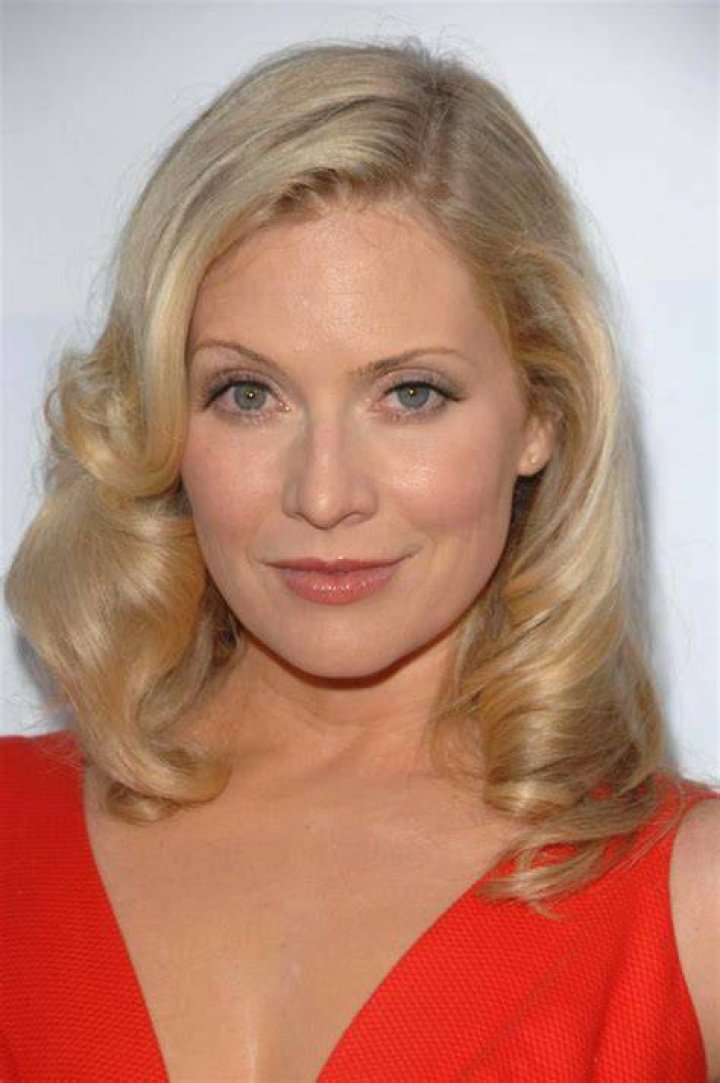 Actress Emily Procter to give ECU spring commencement address