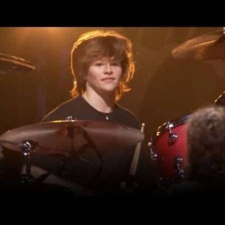 Annabelle Hawkins- More About Foo Fighter’s Drummer