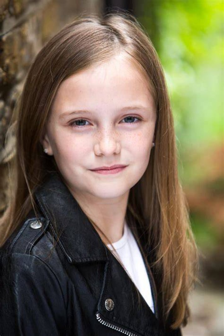 Ava Lovell