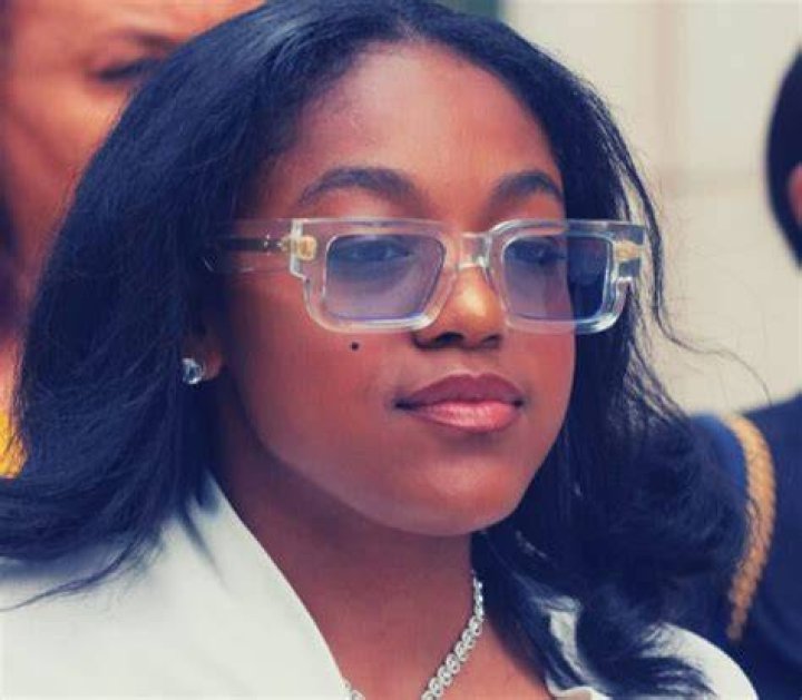 Azriel Clary Age, Career, Marriage, Net Worth