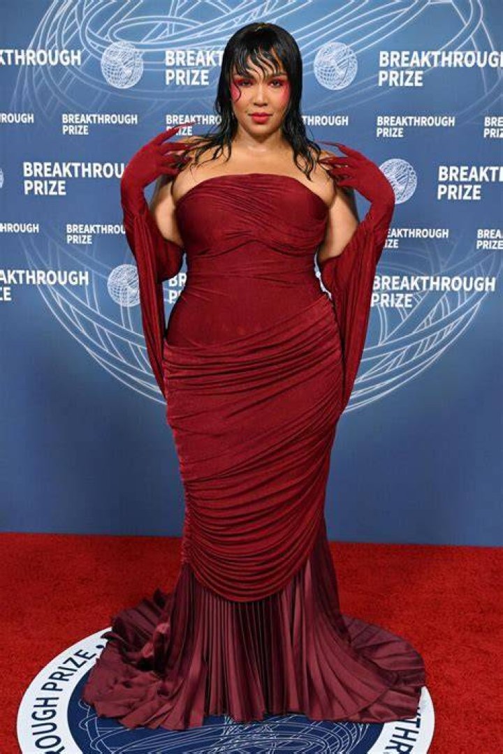 Breakthrough, Singrgoddess-updates