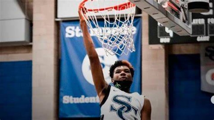 Bryce James FIRST DUNK Ever!