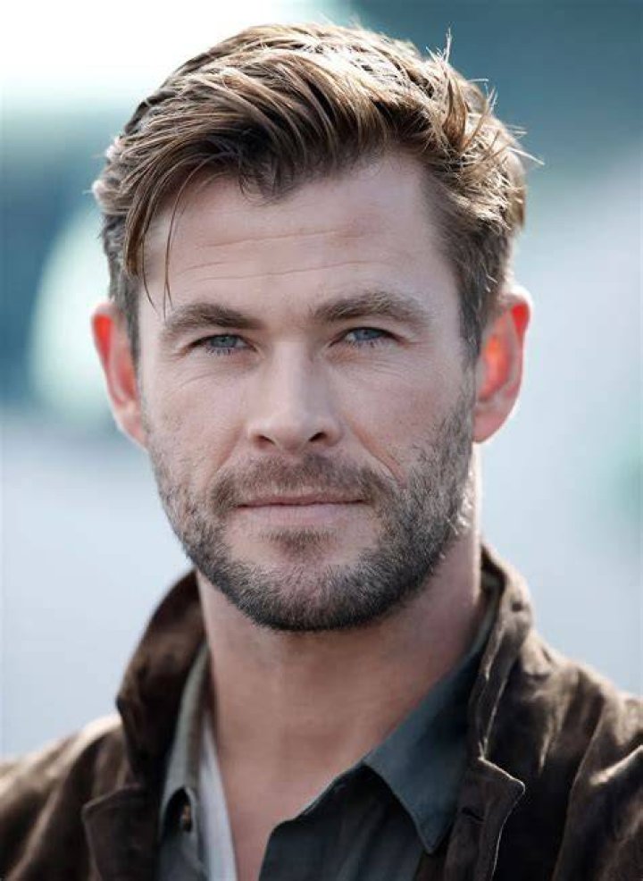Chris Hemsworth Gallery Super Stars Bio