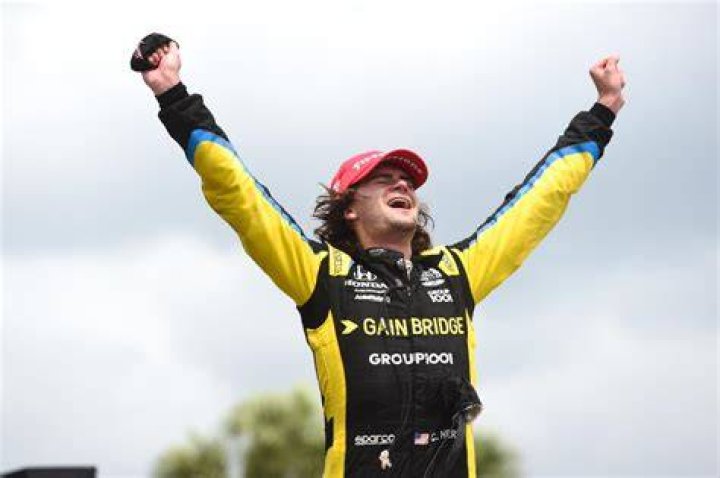 Colton Herta dominates the streets of St. Petersburg
