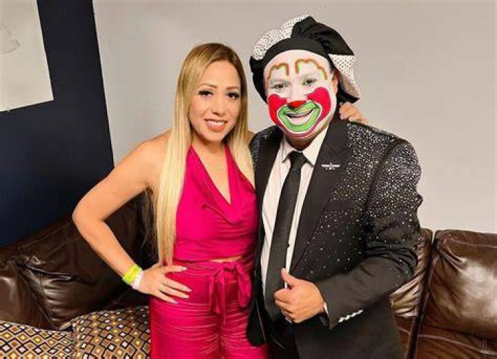Comedian Brincos Dieras Wikipedia Esposa And Familia