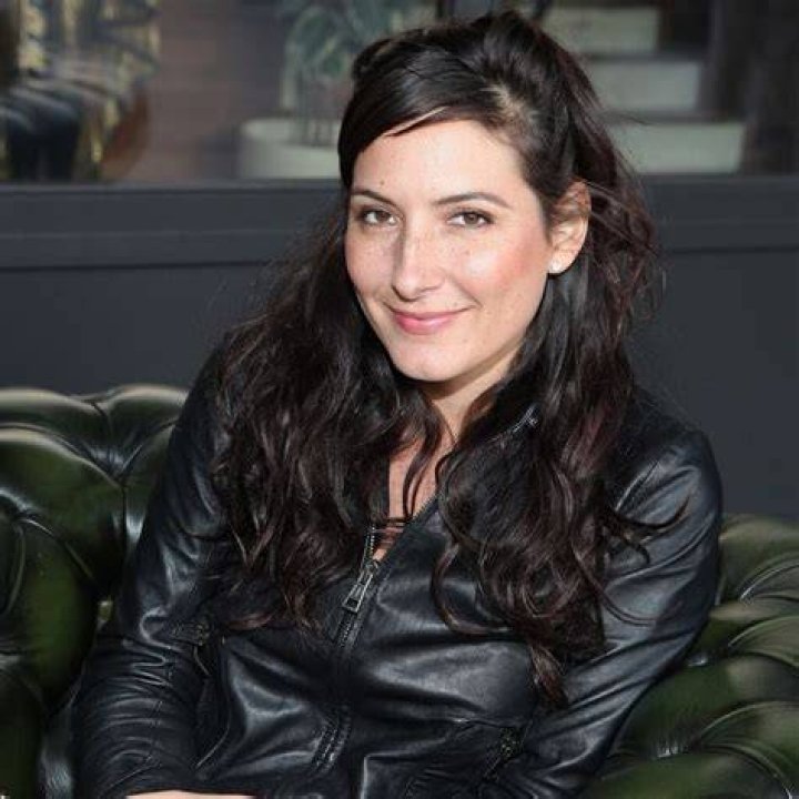 Corinne Kingsbury Age, Husband, Child, Net Worth, Parents ·
