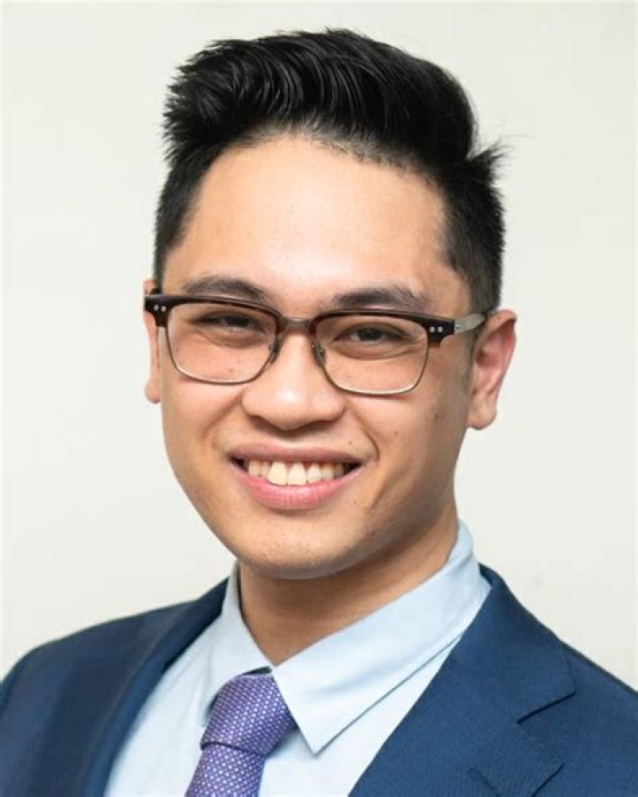 How Did Adrian Estrada Meet His Untimely End?, Yoo-height