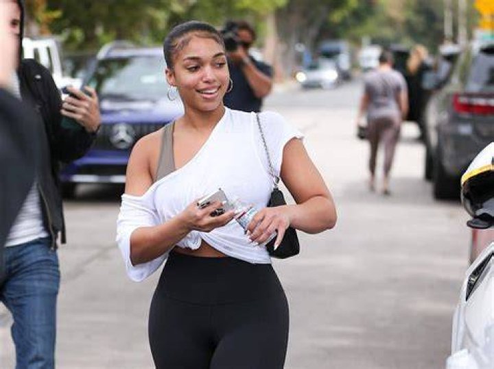 How Much Does Lori Harvey Weigh?, Yoo-height