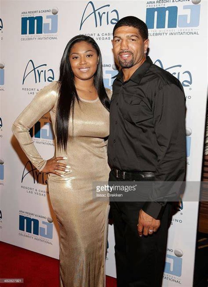 How Old Is Sayquana Barney? Meet Boxer Winky Wright Wife Age Kids And Instagram