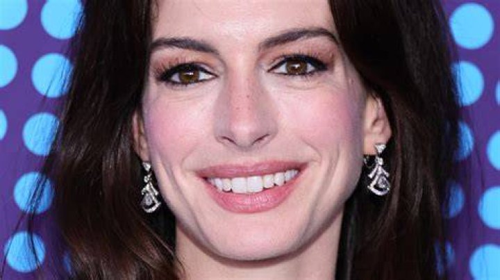 Inside Anne Hathaway's Friendship With Emily Blunt