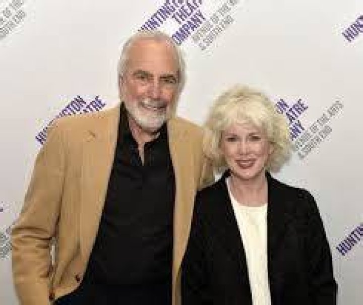 Julia Duffy Net Worth, Bio, Height, Family, Age, Weight, Wiki 2024