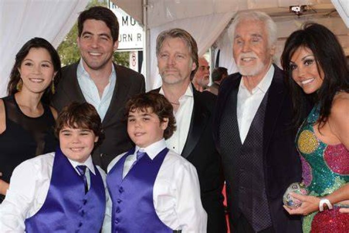 Kenny Rogers’ Children Meet the Late Country Legend’s 5 Kids
