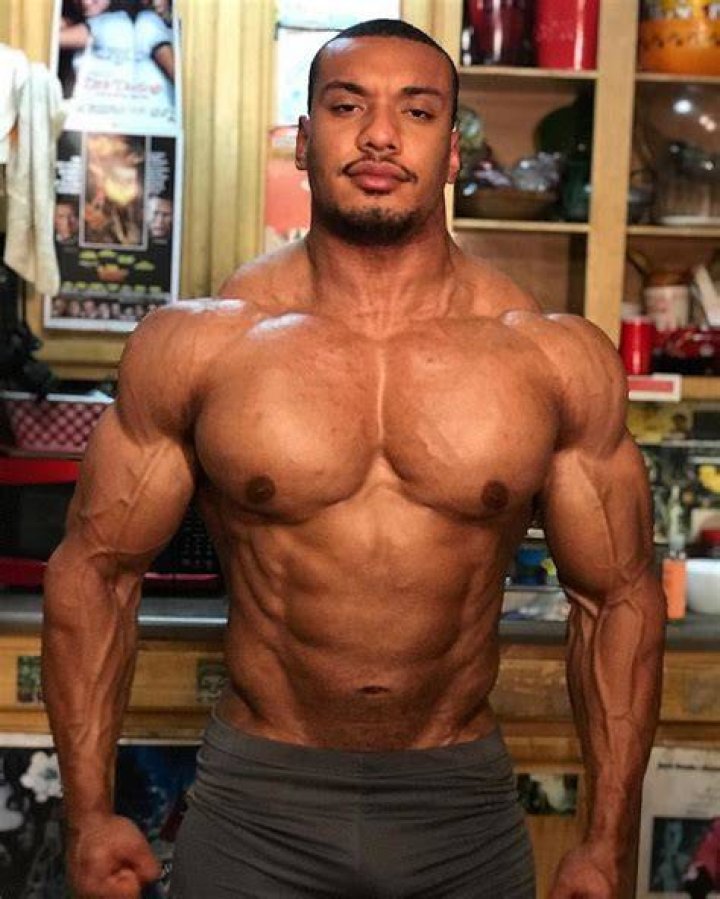 Larry Wheels Age Height Weight Images Bio