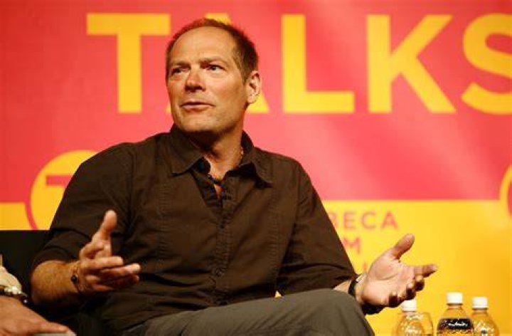 Les Stroud Net Worth 2023 Wiki, Married, Family, Wedding, Salary, Siblings