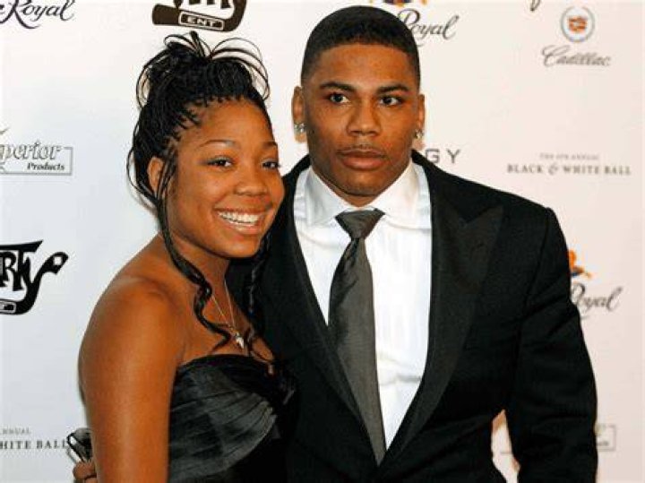 Nelly (rapper) family, wife, children, parents, siblings