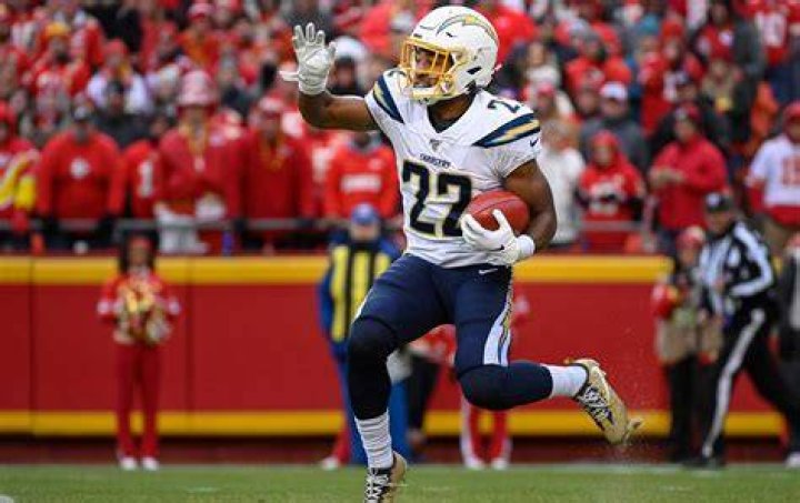 NFL Player Justin Jackson &lsquo;40 Years of Neoliberalism Has Brought Our