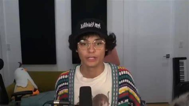 nickisnotgreen
