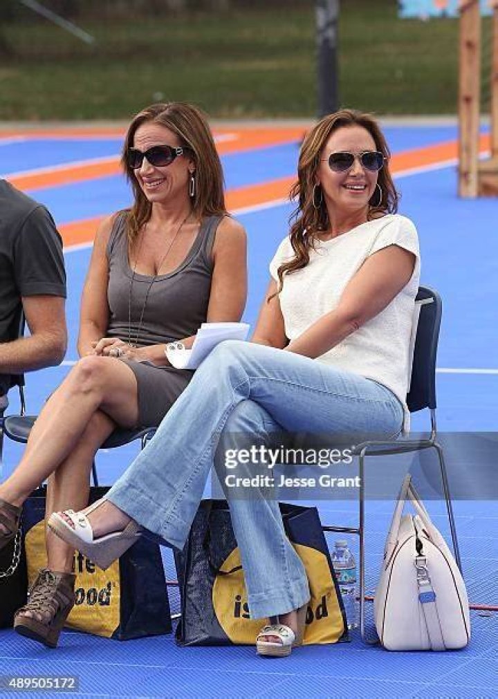Nicole Remini's Biography Wall Of Celebrities