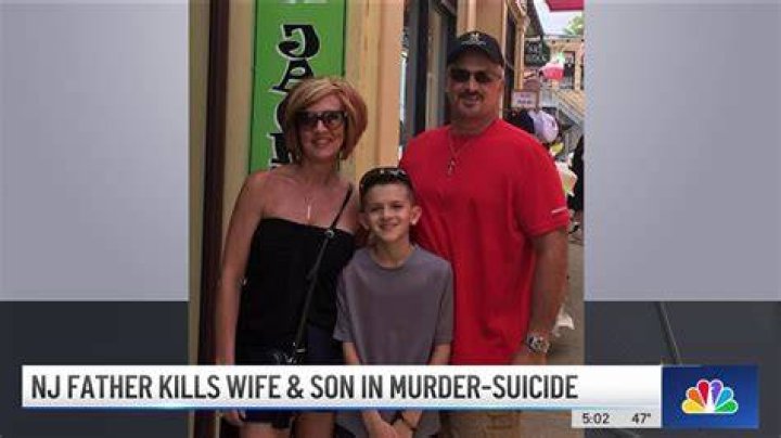 N.J. Man Kills Wife and 2 Children, Then Turns Gun on Himself