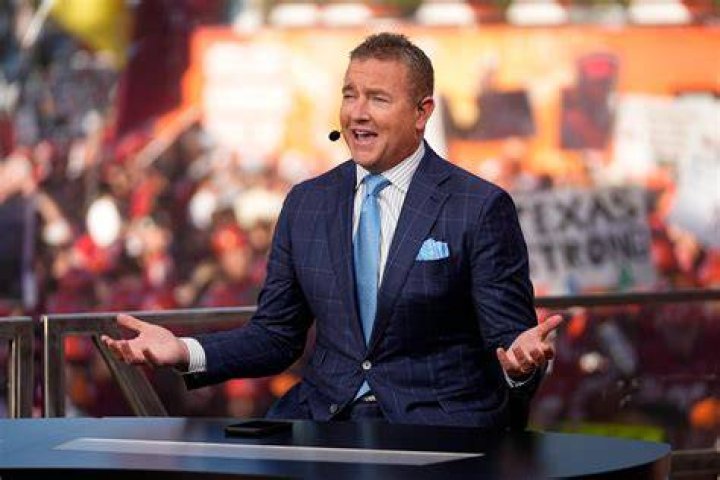 Photos Meet Kirk Herbstreit's Longtime Wife, Allison The Spun What