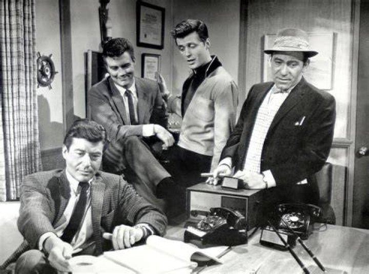 Roger Smith's Funeral: Uncovering Untold Details In Ann-Margret's Farewell