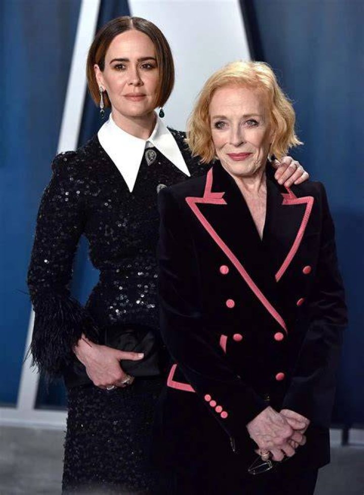 Sarah Paulson's Marital Journey And Its Impact