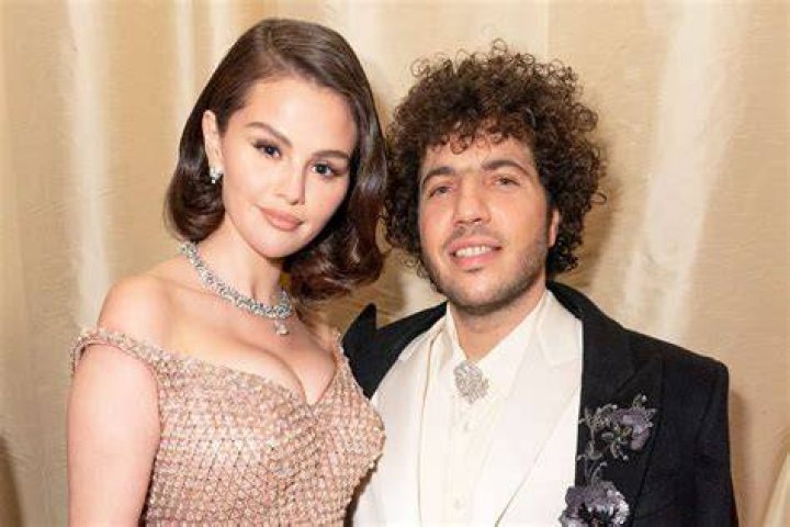 Selena Gomez gives ‘mood’ update after slamming bodyshamers Hot