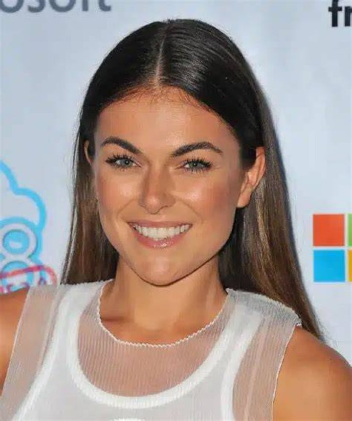 Serinda Swan Net Worth, Age, Height, Weight, Early Life, Career, Bio