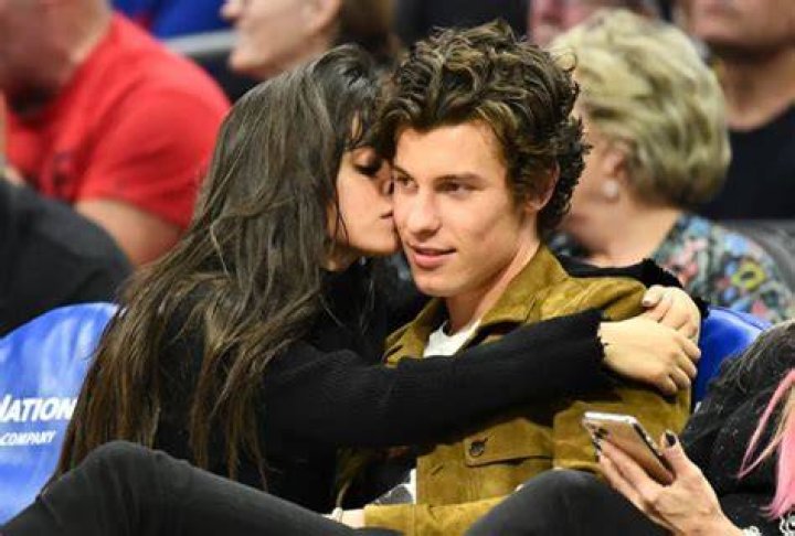Shawn Mendes Height, Weight, Age, Girlfriend, Biography, Affairs, Facts 2 Shawn Mendes Age, Girlfriend, Biography, Net worth, Family & Facts