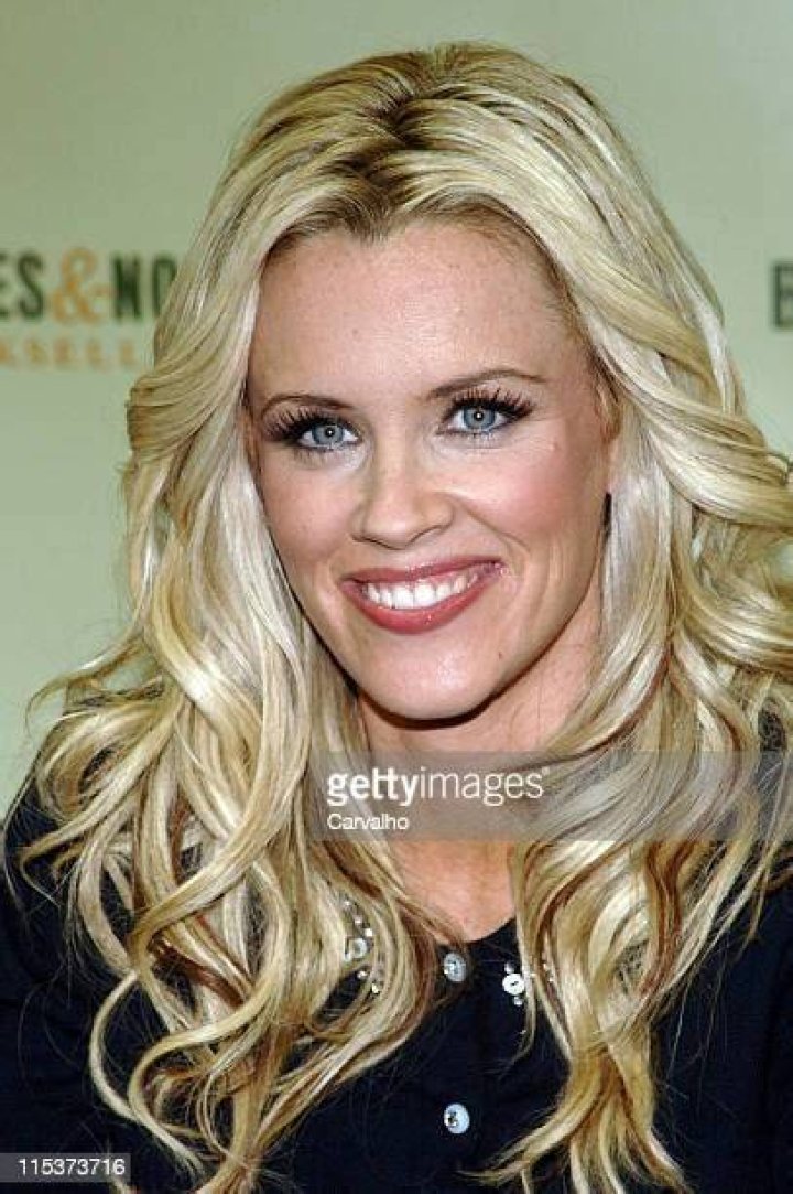 The Truth About Jenny McCarthy And Melissa McCarthy's Relationship