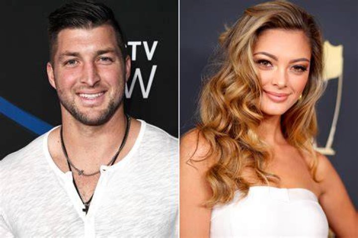 Tim Tebow 2018 Girlfriend, net worth, tattoos, smoking & body facts