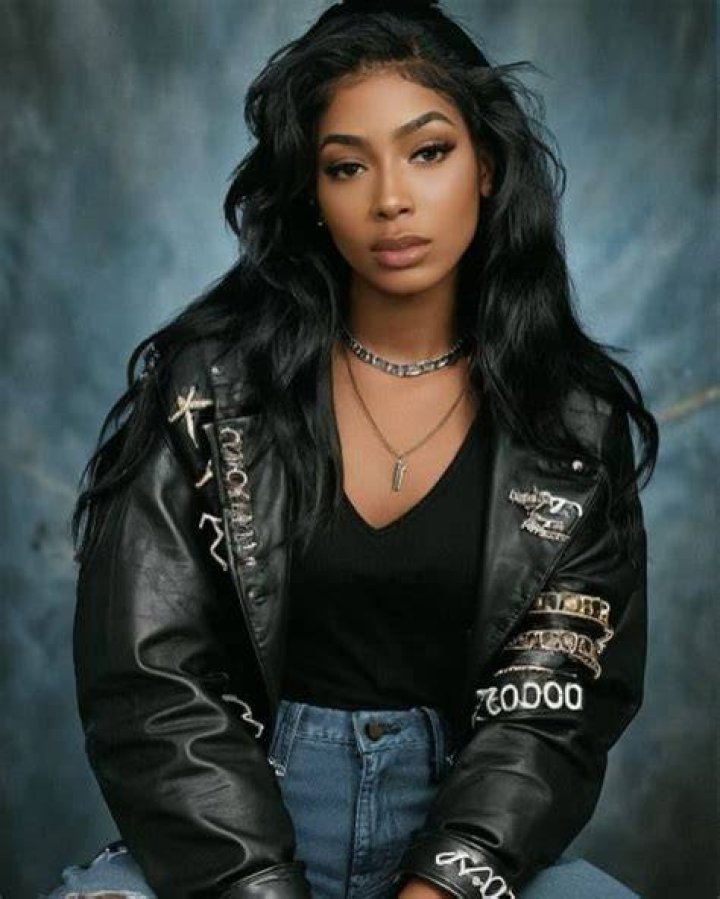 Tommie Lee 32 years