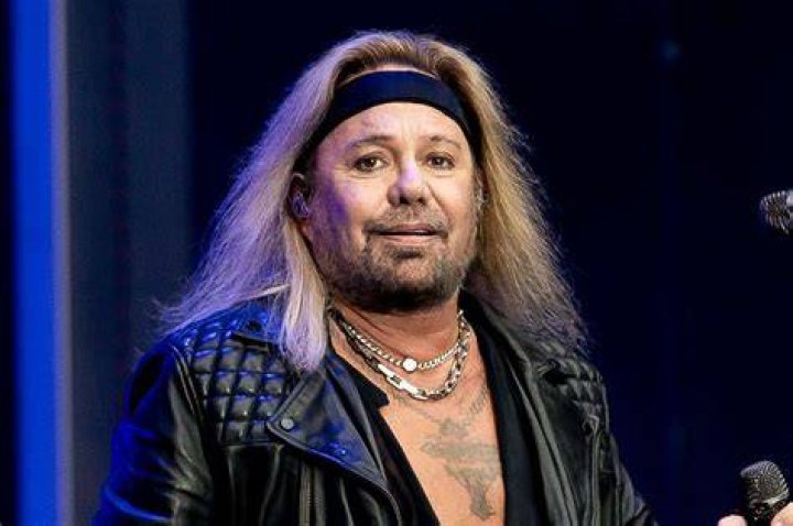 Vince Neil e a tr&aacute;gica morte da filha, Skylar, aos 4 anos