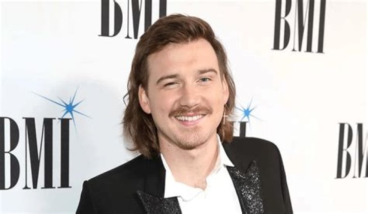 Wallen Bio, Net Worth, Dating, Girlfriend, Wife, Age