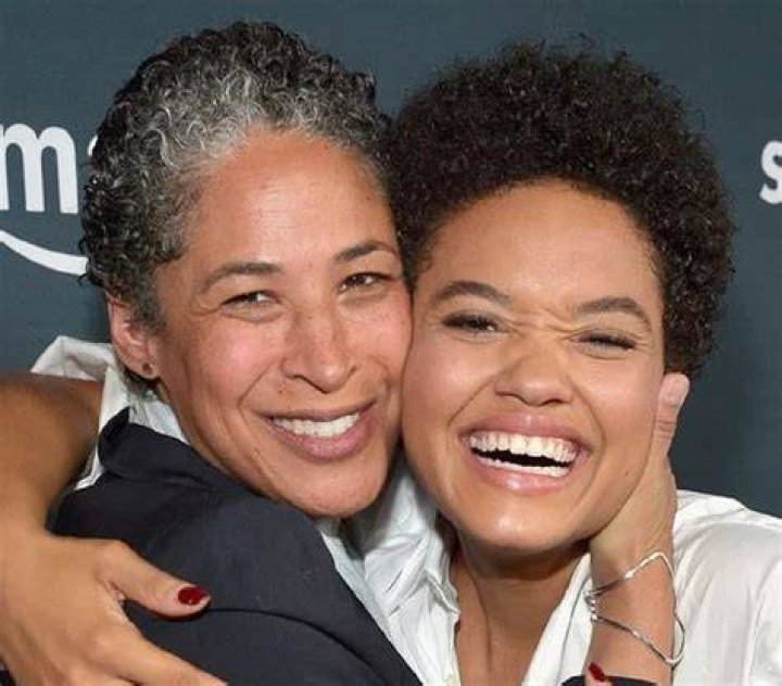 Who Are Kiersey Clemons Parents? Partner Age And Wikipedia Bio |