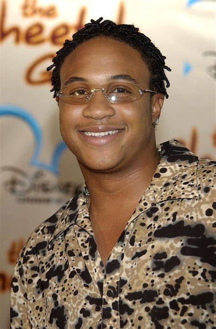 Who Is Orlando Brown's Spouse?, Yoo-height